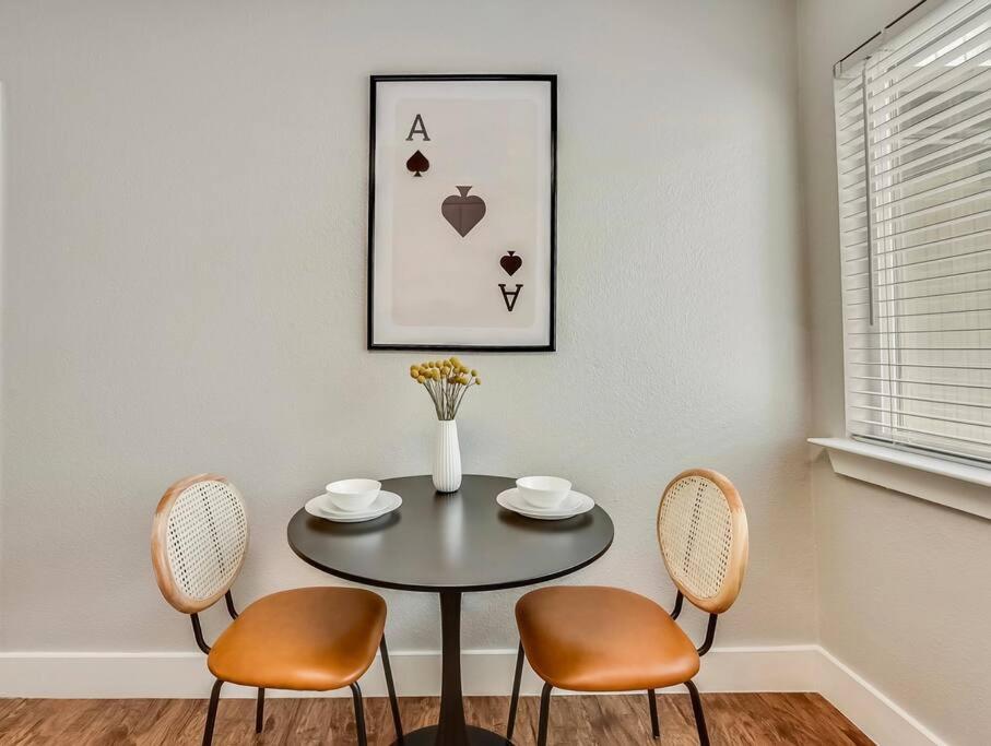 Near Downtown Dallas - The Dapper Charm المظهر الخارجي الصورة